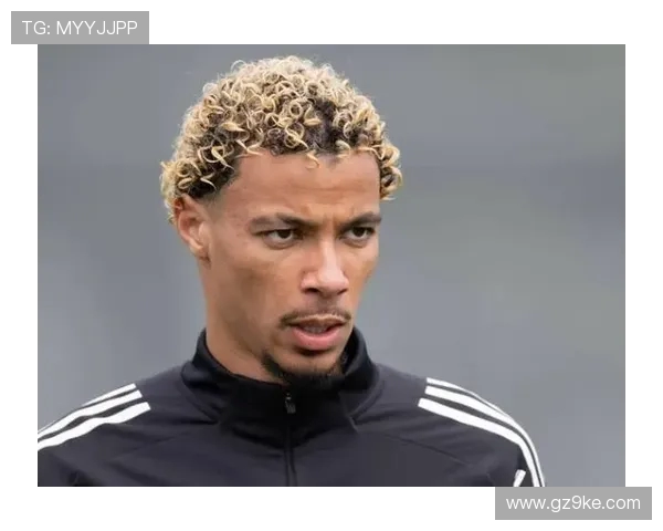 曼联 9 号位争夺战白热化!埃基蒂克成红魔利物浦切尔西三强猎物(2)